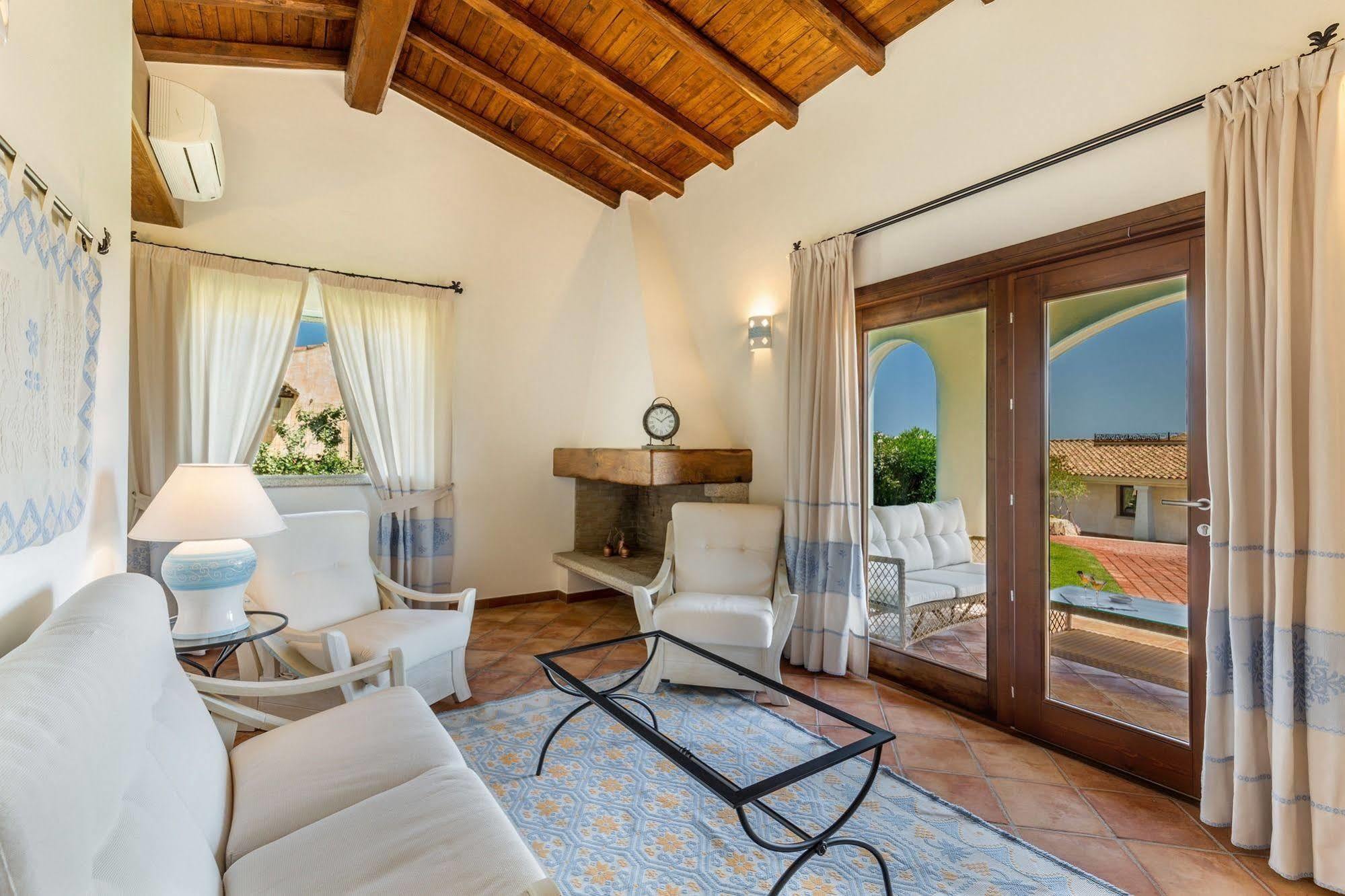 Hotel Costa Caddu San Teodoro  Dış mekan fotoğraf